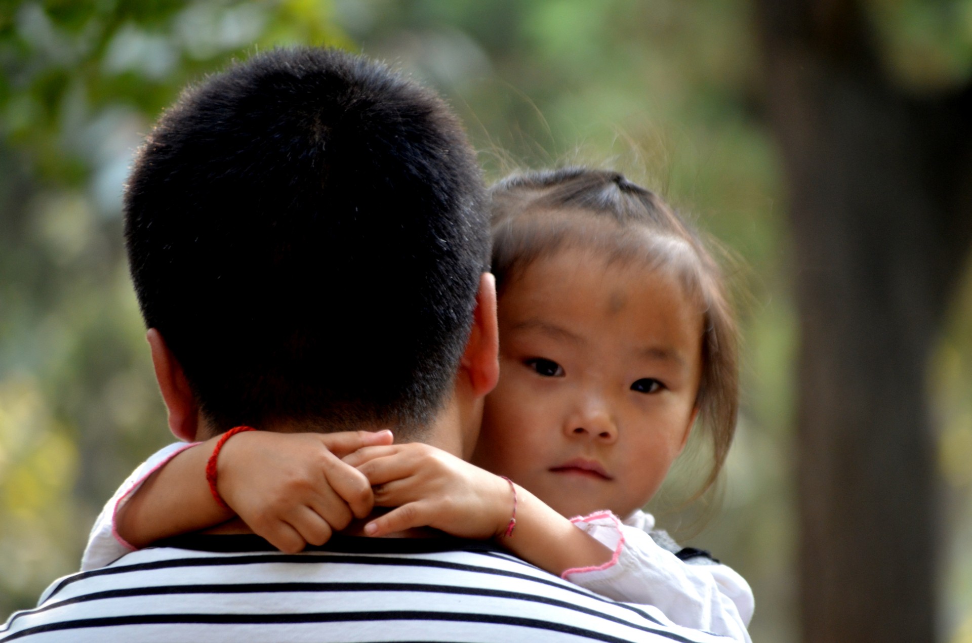 girl and daddy